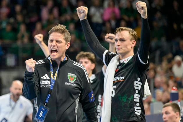 im Bild v.l.: Nicolej Krickau Tobias Grondahl (Fuechse Berlin, 15), Tor, Treffer, Jubel, Torjubel, Freude, Begeisterung, feiert, Sieg GER, Berlin, Handball, Füchse Berlin vs FC Porto, EHF Champions League, 3. Spieltag der Gruppe A , in der Max Schmeling Halle, Am Falkplatz 1, 08.10.2026, Copyright: HMBxMedia UwexKoch