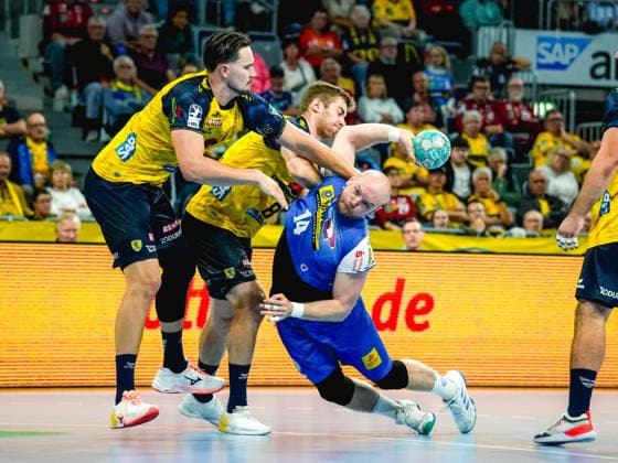 08.10.2026, xwppx, Handball Opel HBL, Rhein-Neckar Loewen - ThSV Eisenach v.l. Peter Walz (ThSV Eisenach)