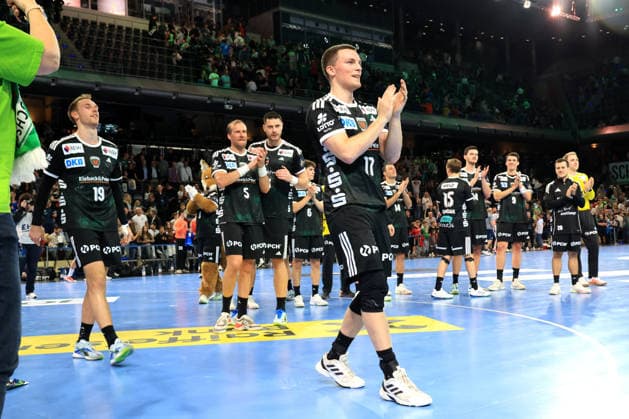 08.10.2026, GER Deutschland, Handball, EHF Champions League, 08.10.2026, Saison 2026 2027, Berlin, Fuechse Berlin vs FC Porto Nils Lichtlein ( Fuechse Berlin 17 ), Fuechse-Spielerkreis, , Jubel, jubelt, Freude, Glueck, gluecklich, positive Emotionen, nordphoto GmbH Engler Berlin Max-Schmeling-Halle Berlin Deutschland Copyright: xNordphotox xEnglerx