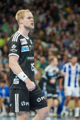Im Bild: Matthes Langhoff (Fuechse Berlin, 25) 08.10.2026, Fuechse Berlin - FC Porto, EHF Handball Champions League, Saison 2026 27, Max-Schmeling-Halle Copyright: HMBxMedia xPascalxSpanehl