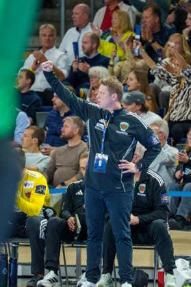 Im Bild: Nicolej Krickau (Fuechse Berlin, Trainer), Jubel 08.10.2026, Fuechse Berlin - FC Porto, EHF Handball Champions League, Saison 2026 27, Max-Schmeling-Halle Copyright: HMBxMedia xPascalxSpanehl