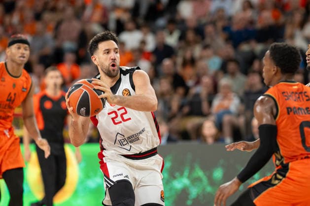 EuroLeague Round 4 match between Valencia Basket and Hapoel IBI Tel Aviv Vasilije Micic of Hapoel IBI Tel Aviv in action during the EuroLeague Round 4 match between Valencia Basket and Hapoel IBI Tel Aviv at Roig Arena, (Valencia ) on October 08, 2026. Copyright: xVicentexVidalxFernandezx