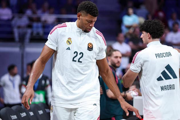 October 8, 2026, Madrid, Madrid, Spain: Walter Samuel Tavares da Veiga of Real Madrid gestures during the Euroleague Basketball Regular Season Round 4 game between Real Madrid v Partizan Mozzart Bet Belgrade at Movistar Arena on October 08, 2026 in Madrid, Spain. Real Madrid V Partizan Mozzart Bet Belgrade - Euroleague 2025 2026 - ZUMAa181 20261008_zaa_a181_221 Copyright: xIrinaxR.xHipolitox