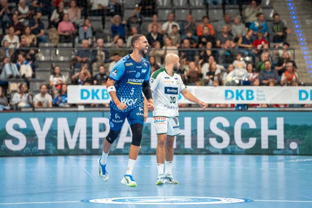 Handball I Herren I Saison 2026-2027 I Bundesliga I 8. Spieltag I TVB Stuttgart - HSG Wetzlar I 08.10.2026 Philipp Ahouansou (5, TVB Stuttgart) jubelt Stuttgart Porsche Arena Baden-Württemberg Deutschland Copyright: xLobeca MaxxPetershansx
