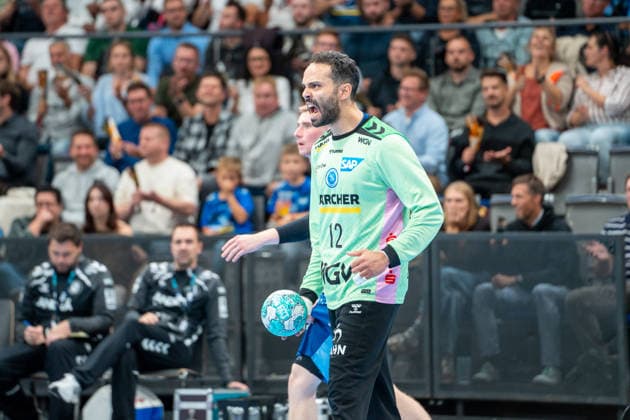 Handball I Herren I Saison 2026-2027 I Bundesliga I 8. Spieltag I TVB Stuttgart - HSG Wetzlar I 08.10.2026 Mohamed El-Tayar (12, TVB Stuttgart) jubelt Stuttgart Porsche Arena Baden-Württemberg Deutschland Copyright: xLobeca MaxxPetershansx