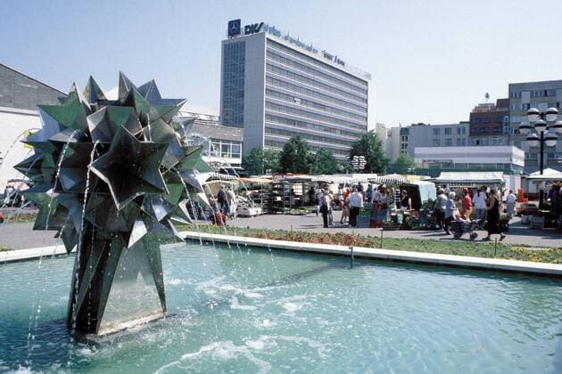 Brunnen auf dem Sachsenplatz