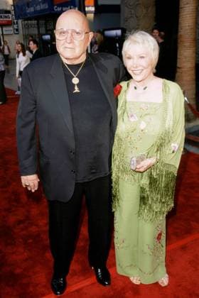 Schauspieler Rod Steiger mit Ehefrau Joan Benedict (beide USA) während der Premiere des Kinofilms Insomnia in Hollywood