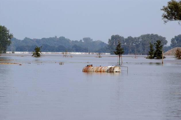 Land unter zwischen Königsborn und Gübs