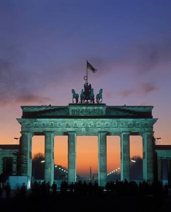 Brandenburger Tor in der Abenddämmerung - Berlin
