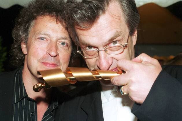 Wim Wenders, 75. Geburtstag am 14. August Regisseur Wim Wenders (re.) und Sänger Wolfgang Niedecken (BAP beide GER) anlässlich der Verleihung des Deutschen Filmpreises 2000