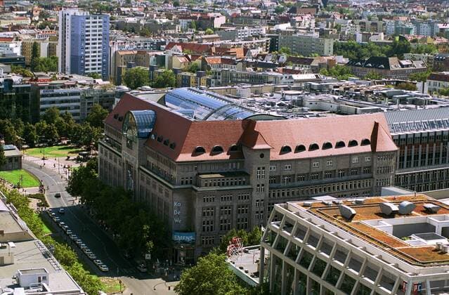 KaDeWe in der Tauentzienstraße von Berlin