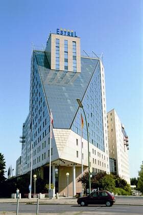 Estrel Hotel & Convention Center in der Sonnenallee - Berlin-Neukölln