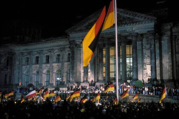Wiedervereinigungsfeier vor dem Berliner Reichstag
