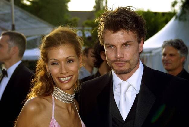 Schauspielerin Yasmina Filali (GER) und ihr Lebensgefährte Thomas Helmer (GER Ex-Fußballprofi) anlässlich der Verleihung des Deutschen Filmpreises 2003 in Berlin