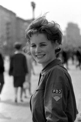 DDR 1958 - Hübsche FDJlerin