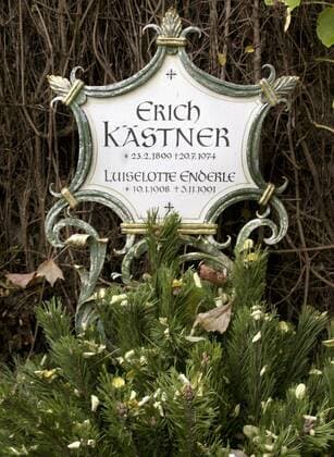 Grab von Erich Kästner und Luiselotte Enderle am Alten Bogenhauser Friedhof in München