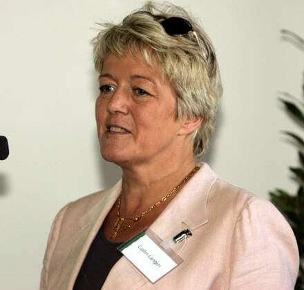 Birgit Collin-Langen (GER CDU Oberbürgermeisterin von Bingen) während einer Ansprache