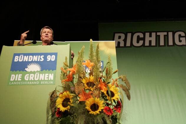 Wolfgang Wieland (GER Bündnis 90 Die Grünen Innenpolitischer Sprecher des Abgeordnetenhauses) spricht auf dem Grünen-Landesparteitag in Berlin