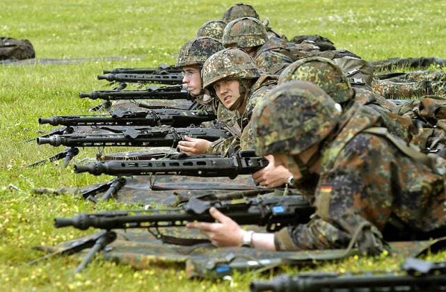 Grundausbildung von Bundeswehrsoldaten in der Panzergrenadierbrigade 41 in Torgelow