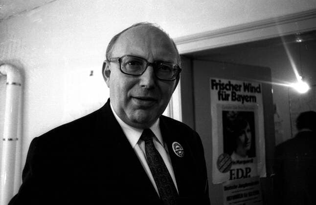 Wolfgang Mischnick (GER FDP-Fraktionsvorsitzender) während des bayerischen Landtagswahlkampfs 1970 in München