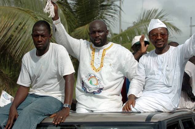 Präsidentschaftskandidat George Weah (Mitte, LBR) - 