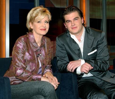 Fernsehmoderatorin Carmen Nebel (GER) und ihr Sohn Gregor Nebel (GER) anlässlich der JOHANNES B. KERNER SHOW in Hamburg
