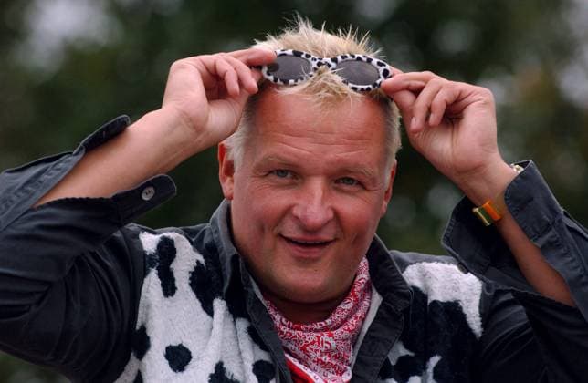 Musiker Willi Girmes (GER) als DJ Ötzi-Double in Asperden