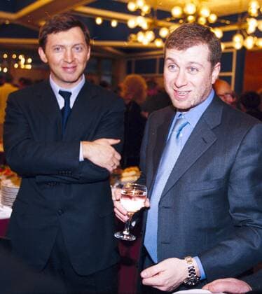 Oleg Deripaska (RUS Sibal) und Roman Abramovich (RUS Sibneft Gouverneur der Region Tschukotka) anlässlich eines Empfangs - 