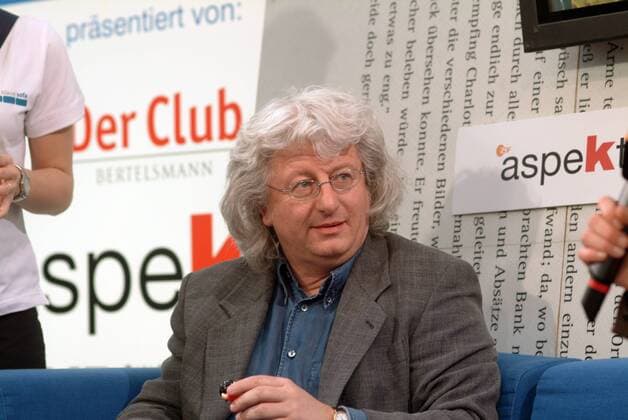 Schriftsteller Peter Esterhazy (HUN) beim Blauen Sofa auf der Leipziger Buchmesse 2006