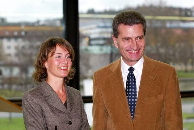 Heike Dederer (GER CDU MdL Baden-Württemberg) und Günther H. Oettinger (GER CDU Ministerpräsident Baden-Württemberg) anlässlich eines Pressetermins in Stuttgart