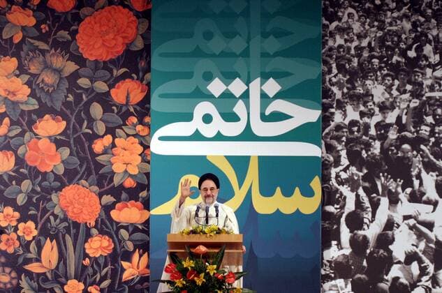 Staatspräsident Mohammad Khatami (IRI) hält eine Rede anlässlich einer Feier ihm zum Ehren in Teheran -  irn2005073106
