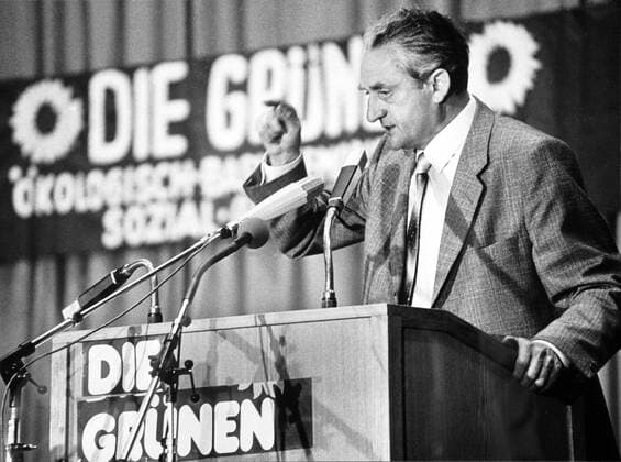 Herbert Gruhl (GER Die Grünen) hält eine Rede anlässlich der 3. Bundesversammlung der - Grünen - in Dortmund