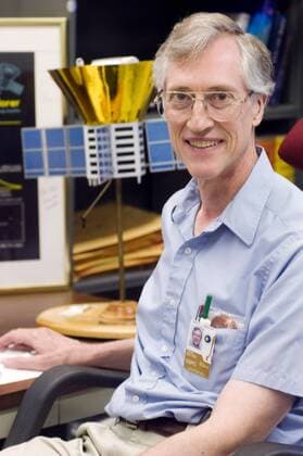 John C. Mather (USA NASA Goddard Space Flight Center) erhält zusammen mit George F. Smoot den Nobelpreis für Physik 2006  (WAX2006100301)