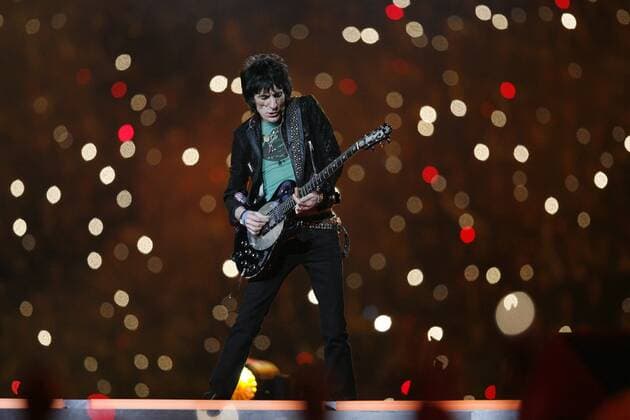 Gitarrist Ron Wood (GBR The Rolling Stones) w?hrend eines Auftritts anl?sslich des NFL-Super Bowls in Detroit - (Icon7873082)