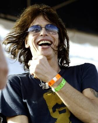 Sänger Steven Tyler (USA Aerosmith) während eines Konzertes im Markham Park in Sunrise -  MIA2004120508