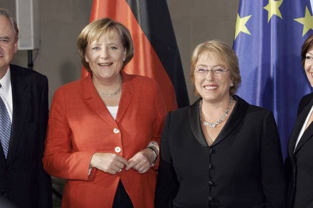 Präsidentin Michelle Bachelet (re., CHI) und Bundeskanzlerin Angela Merkel (GER CDU) am Rande einer Pressekonferenz in Berlin