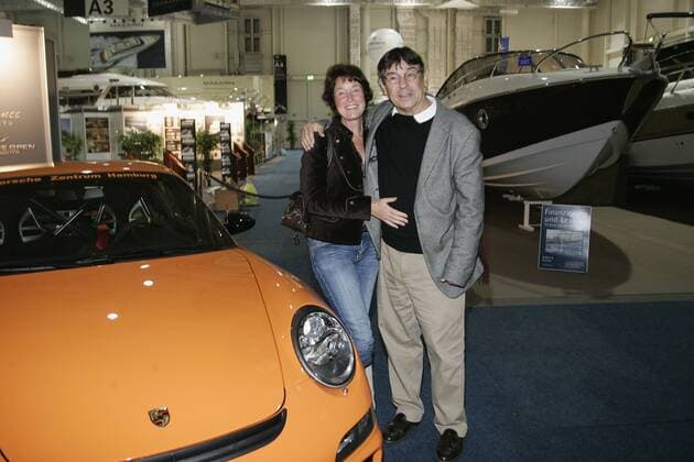 Hans Otto Mertens (GER Rüssel Musikverlag GmbH) neben seiner Frau Gloria Mertens (GER) während eines Treffens von Porsche und der Sunseeker Germany AG auf der Hanseboot 2006 in Hamburg