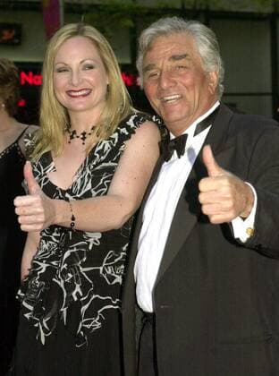 Schauspieler Peter Falk (USA) mit seiner Tochter anlässlich der - NBC TV 75th Anniversary Ceremonies - in New York City  (nyp2002050535)