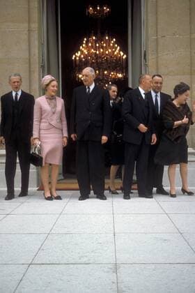 Konrad Adenauer (3.v.re., GER Bundeskanzler) anlässlich eines Treffens
