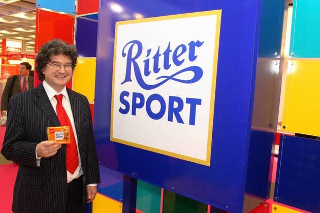 Alfred T. Ritter (GER Geschäftsführer Alfred Ritter GmbH & Co. KG) präsentiert seine Schokolade auf der 37. Internationalen Süßwarenmesse in Köln