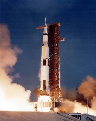 IMAGO History, Mondlandung der Apollo 11 am 20.07.1969 Rakete - Saturn V - während des Starts der Mission Apollo 11 in Cape Canaveral -  - KSC99071502