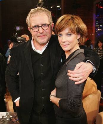 Schauspielerin Ann-Kathrin Kramer (GER) mit Schauspieler und Ehemann Harald Krassnitzer (AUT) anlässlich der Jubiläumssendung zur NDR-Talkshow - Herman und Tietjen - in Hannover