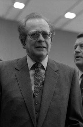 Dr. Friedrich Karl Flick (GER Inhaber Friedrich Flick KGaA) als Zeuge vor dem parlamentarischen Untersuchungsausschuss in Bonn anlässlich der Flick-Spendenaffäre