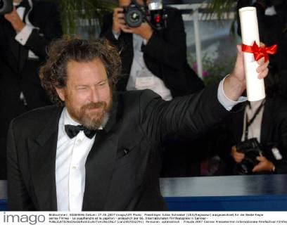 Preisträger Julian Schnabel (USA Regisseur) ausgezeichnet für die Beste Regie seines Filmes - Le scaphandre et le papillon - anlässlich der 60. Internationalen Filmfestspiele in Cannes -  (can2007052741)