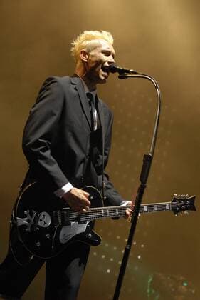 Sänger Farin Urlaub (GER Die Ärzte) während eines Konzertes anlässlich des - Rock am Ring - Festivals in Nürburg