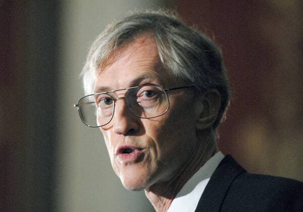 Physik-Nobelpreisträger John C. Mather (USA NASA Goddard Space Flight Center) während eines Vortrags in Washington  (WAP20070726703)