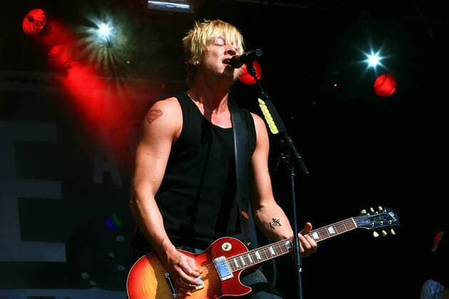 Sänger Samu Haber (Sunrise Avenue FIN) während eines Konzerts anlässlich des - Summerdays Festivals - in Jonschwil in der Schweiz 