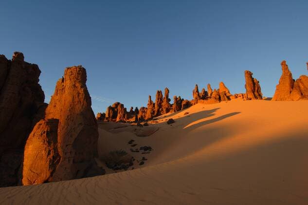 Felsformation Tahagart in der Sahara von Algerien