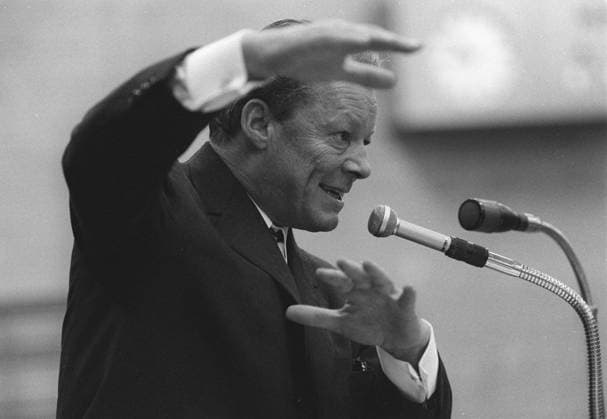 Bundeskanzler Willy Brandt (GER SPD) während einer Rede in Bonn