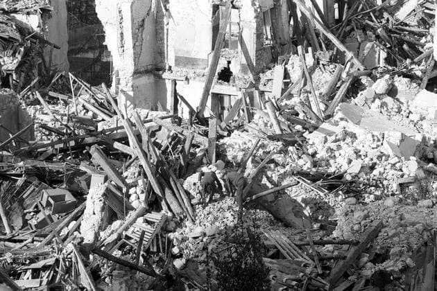 Schwere Zerstörungen nach dem verheerenden Erdbeben im Friaul, Italien